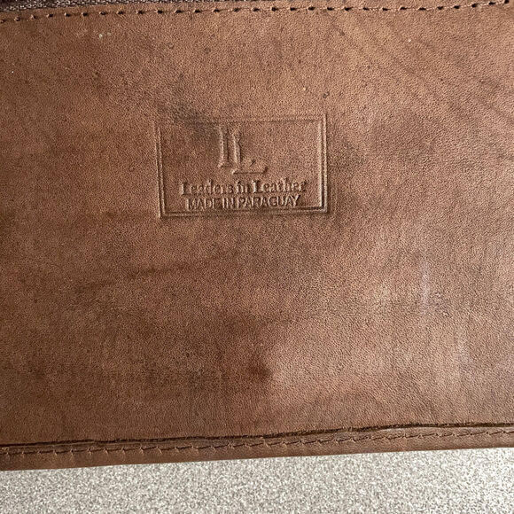 Leaders in Leather Purse Crossbody Bag Brown Embossed Snap Magnetic Tri-Fold - Picture 3 of 10